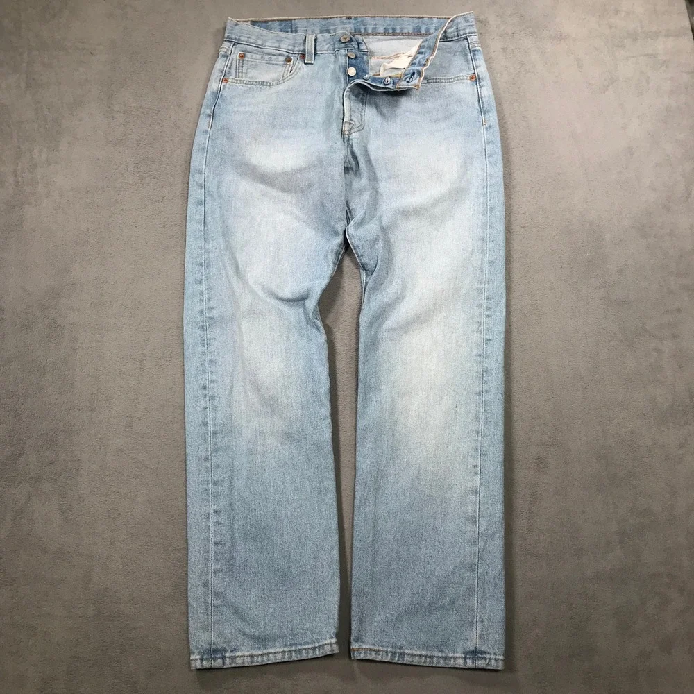 Levis 501 Original Fit Light Wash Straight Leg Button Fly Denim Jeans Mens 32x30